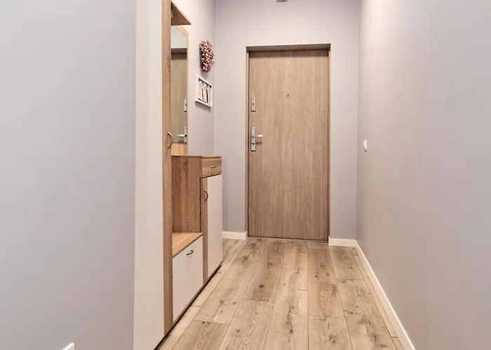 Platinium Zaspa - Pilotow 14 *